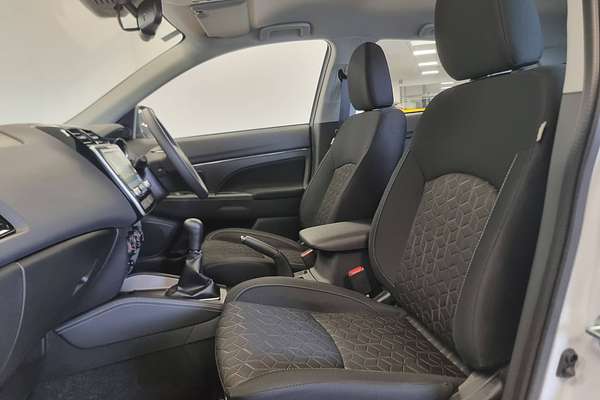 2024 Mitsubishi ASX GS XD