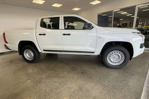 2024 Mitsubishi Triton GLX MV 4X4