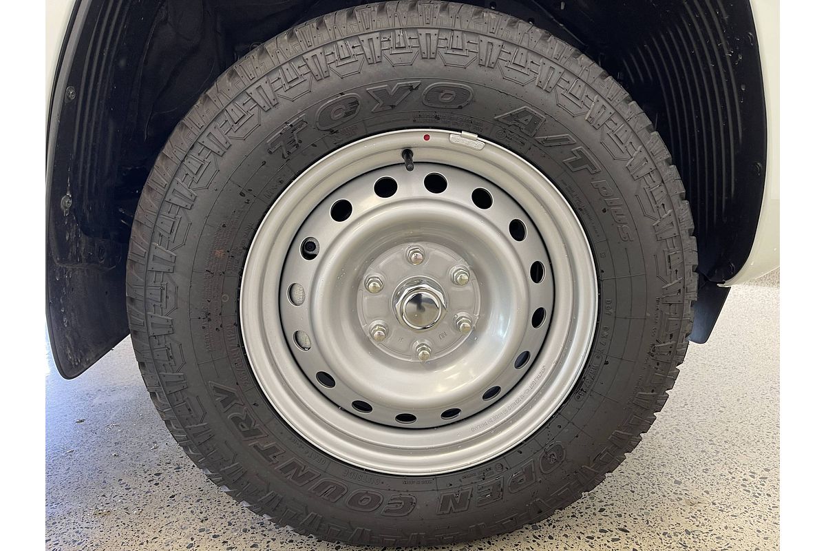 2024 Mitsubishi Triton GLX MV 4X4