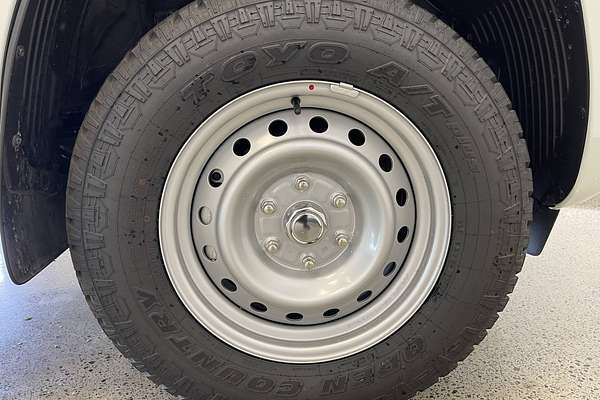 2024 Mitsubishi Triton GLX MV 4X4
