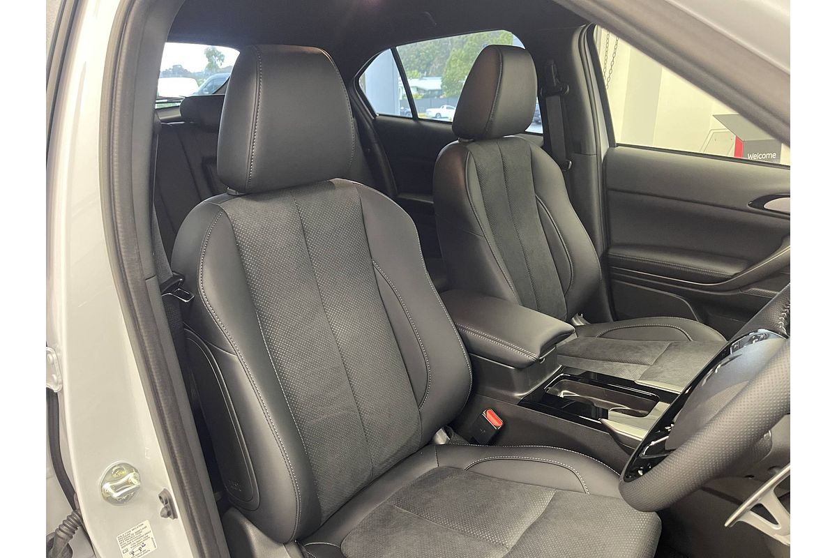 2024 Mitsubishi Eclipse Cross Black Edition YB