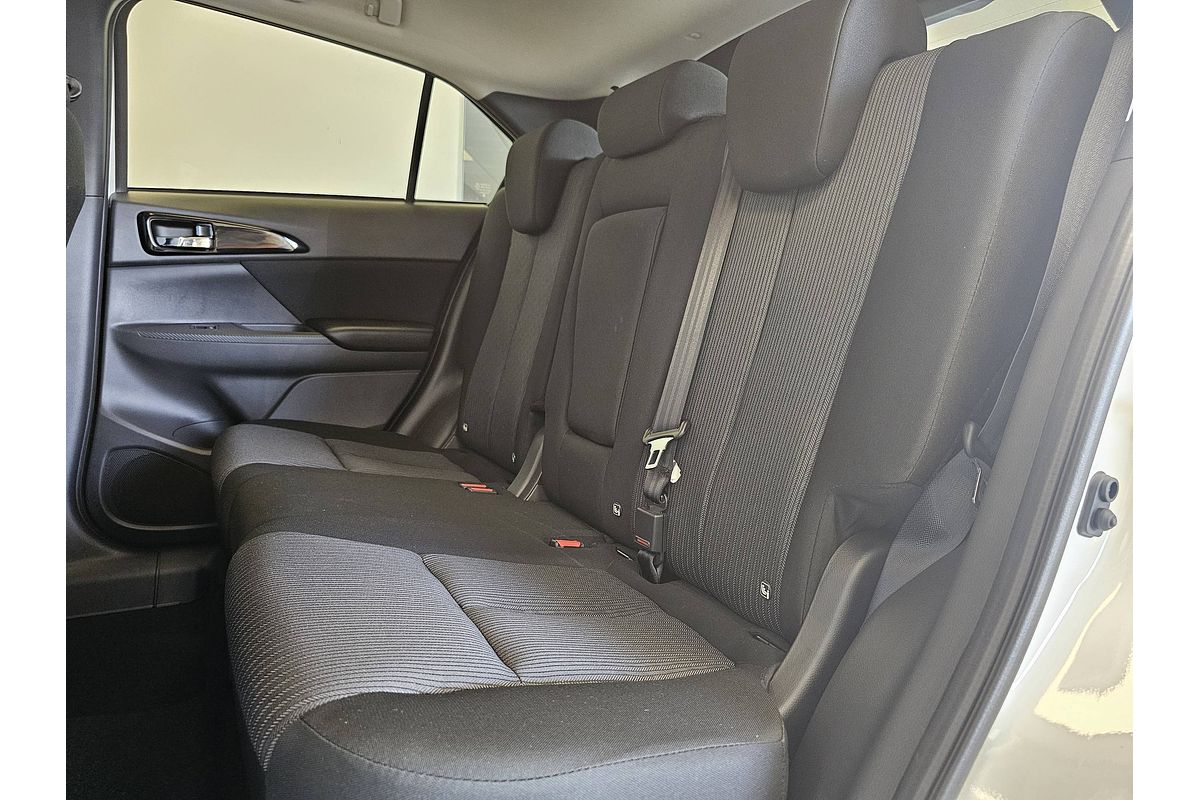 2024 Mitsubishi Eclipse Cross LS YB