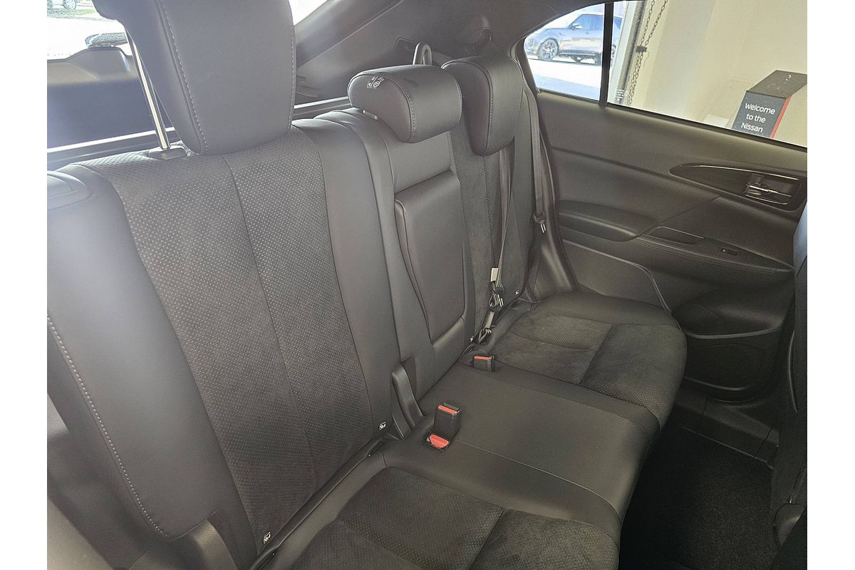 2024 Mitsubishi Eclipse Cross Black Edition YB