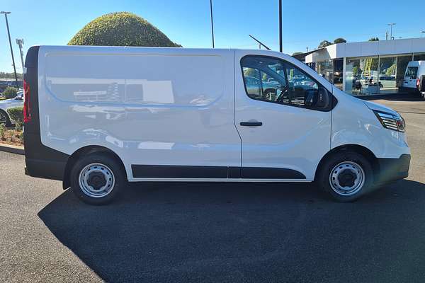 2024 Renault Trafic Pro X82 SWB