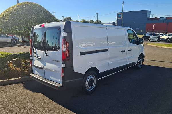 2024 Renault Trafic Pro X82 LWB