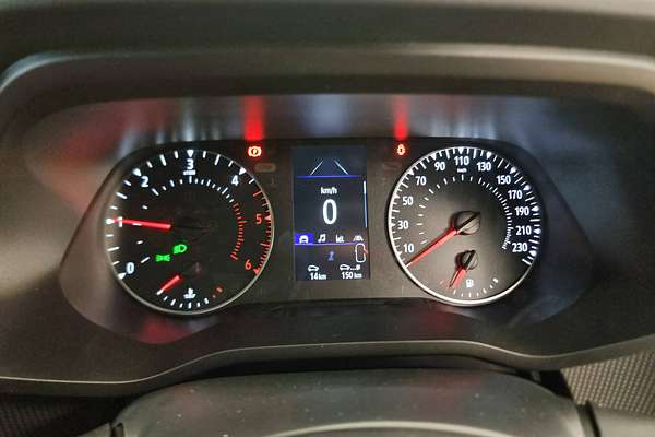 2024 Renault Trafic Pro X82 SWB