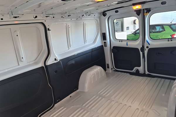2024 Renault Trafic Premium X82 LWB