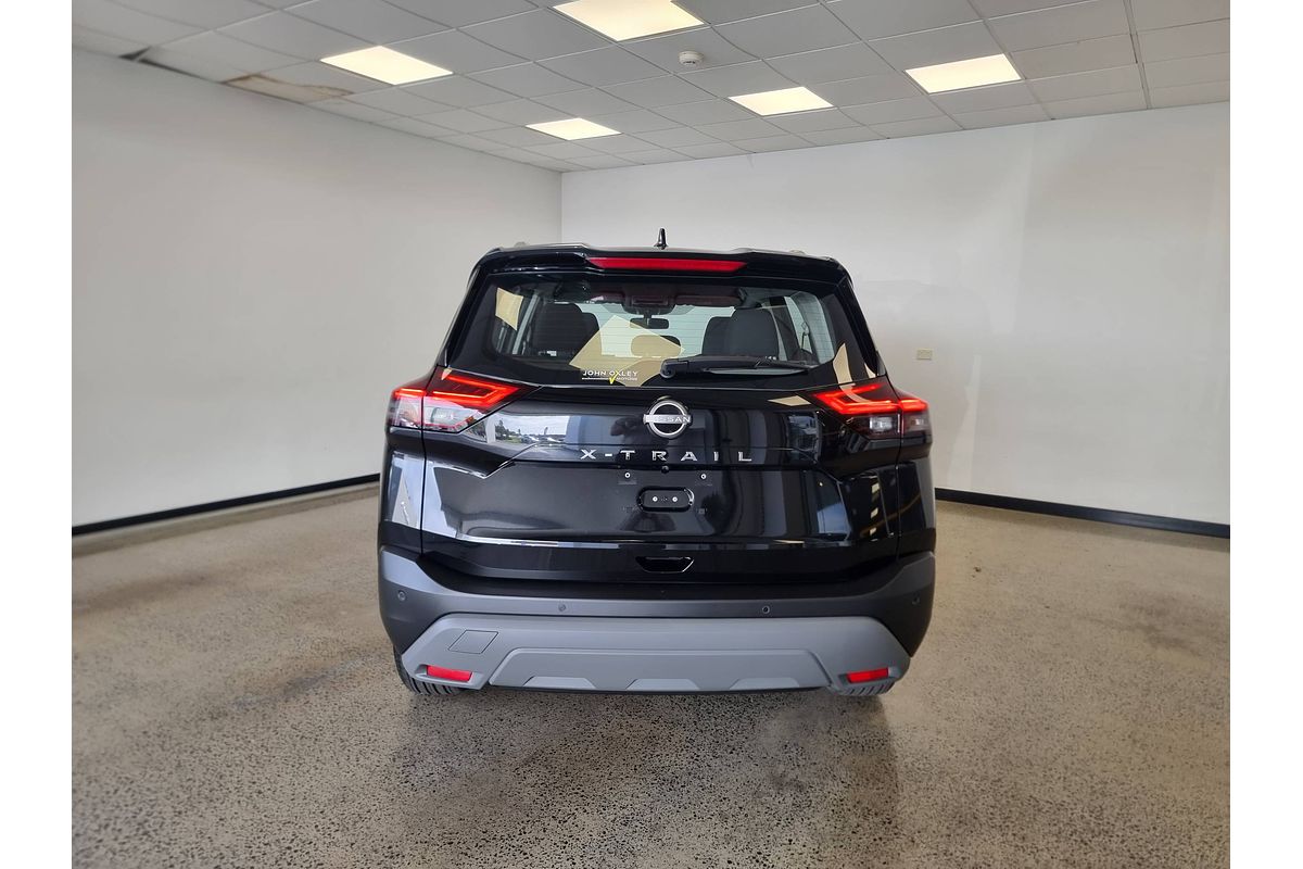 2024 Nissan X-TRAIL ST T33