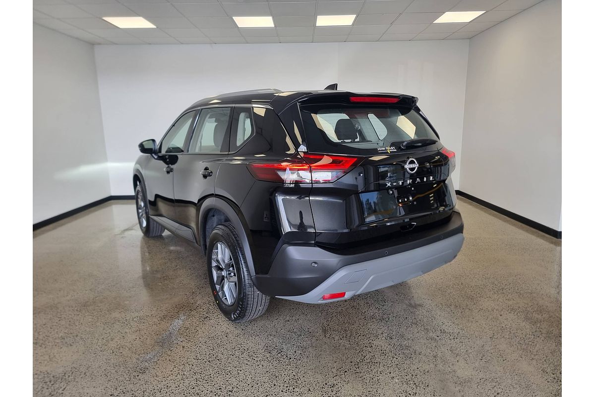 2024 Nissan X-TRAIL ST T33