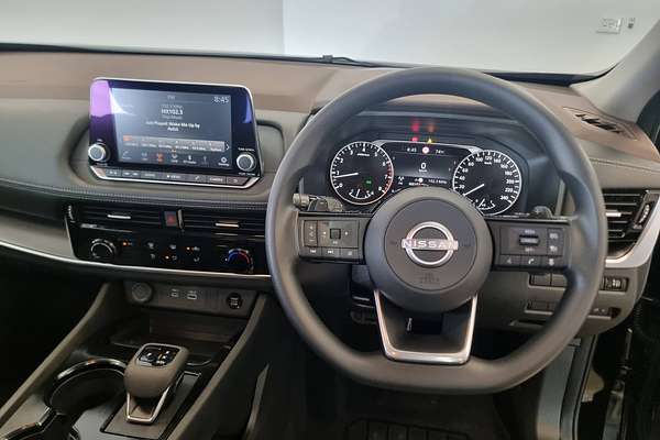 2024 Nissan X-TRAIL ST T33
