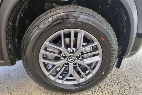 2024 Nissan X-TRAIL ST T33