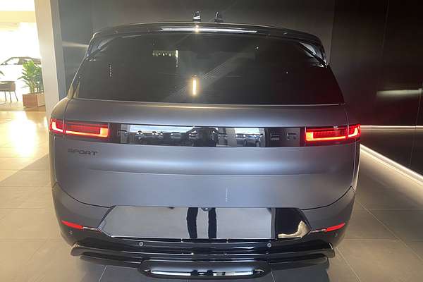 2024 Land Rover Range Rover Sport D250 Dynamic SE L461