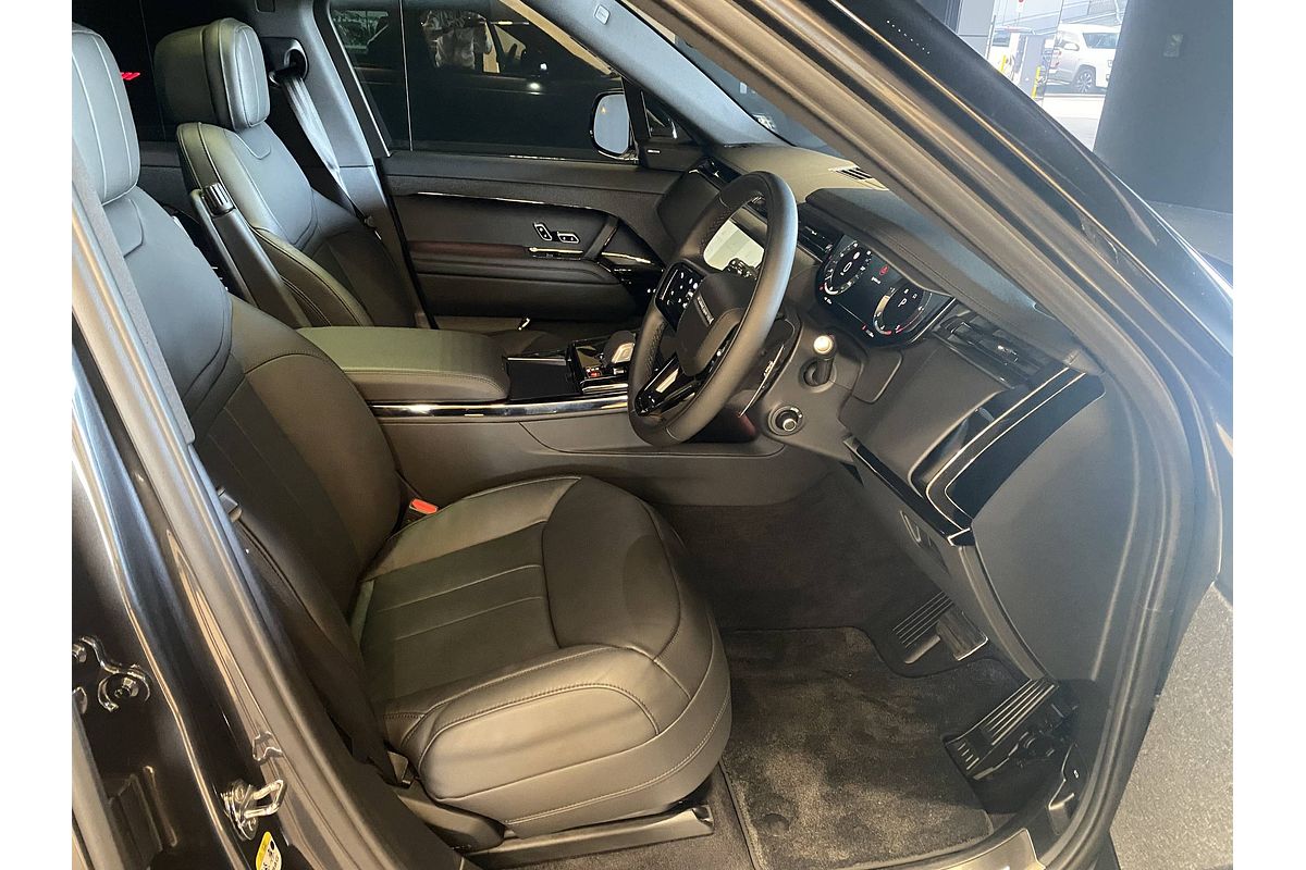 2024 Land Rover Range Rover Sport D250 Dynamic SE L461