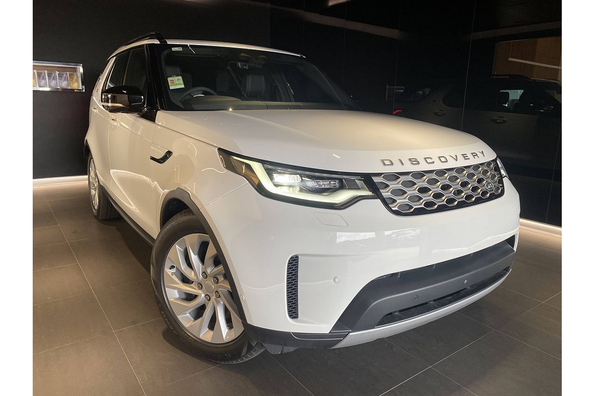 2024 Land Rover Discovery D350 S Series 5