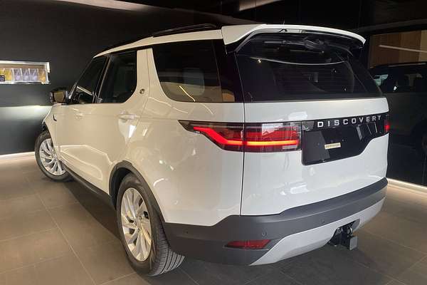 2024 Land Rover Discovery D350 S Series 5