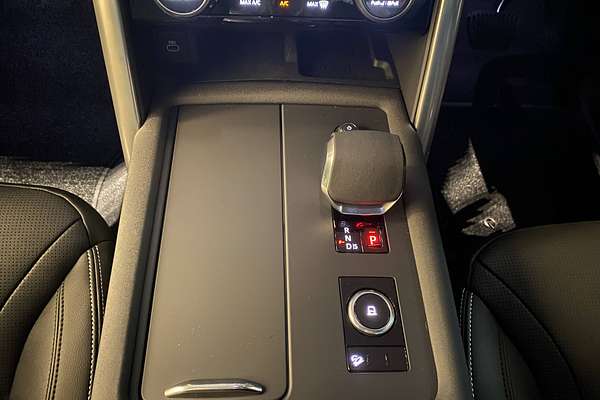 2024 Land Rover Discovery D350 S Series 5