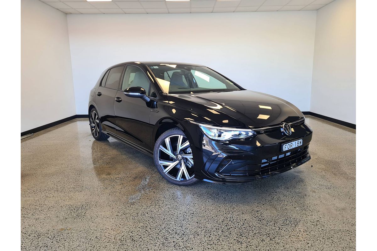 2024 Volkswagen Golf 110TSI R-Line 8