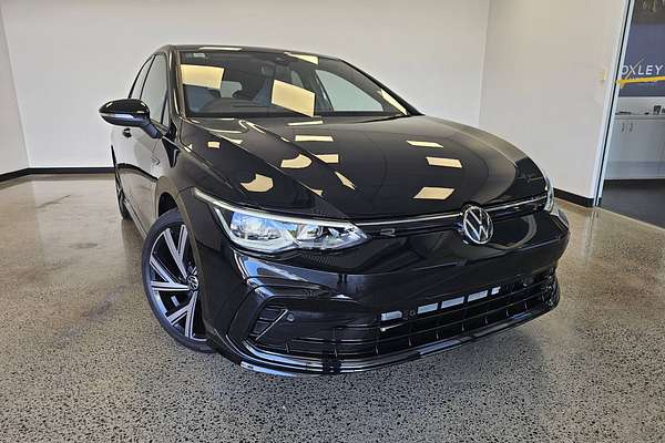 2024 Volkswagen Golf 110TSI R-Line 8