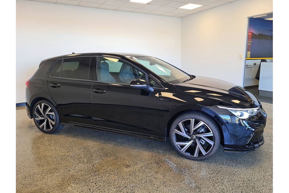 2024 Volkswagen Golf 110TSI R-Line 8