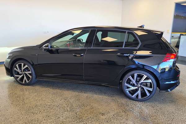 2024 Volkswagen Golf 110TSI R-Line 8