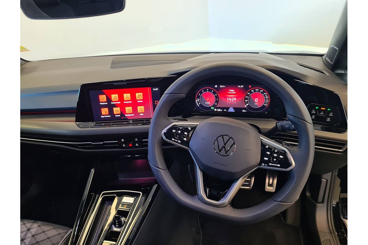 2024 Volkswagen Golf 110TSI R-Line 8