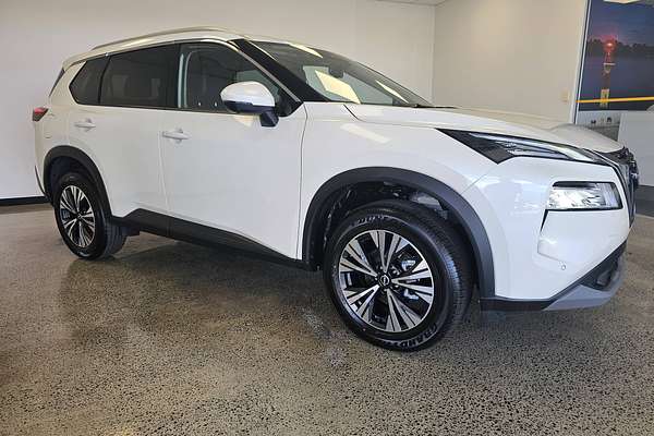 2024 Nissan X-TRAIL ST-L T33