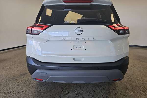 2024 Nissan X-TRAIL ST-L T33