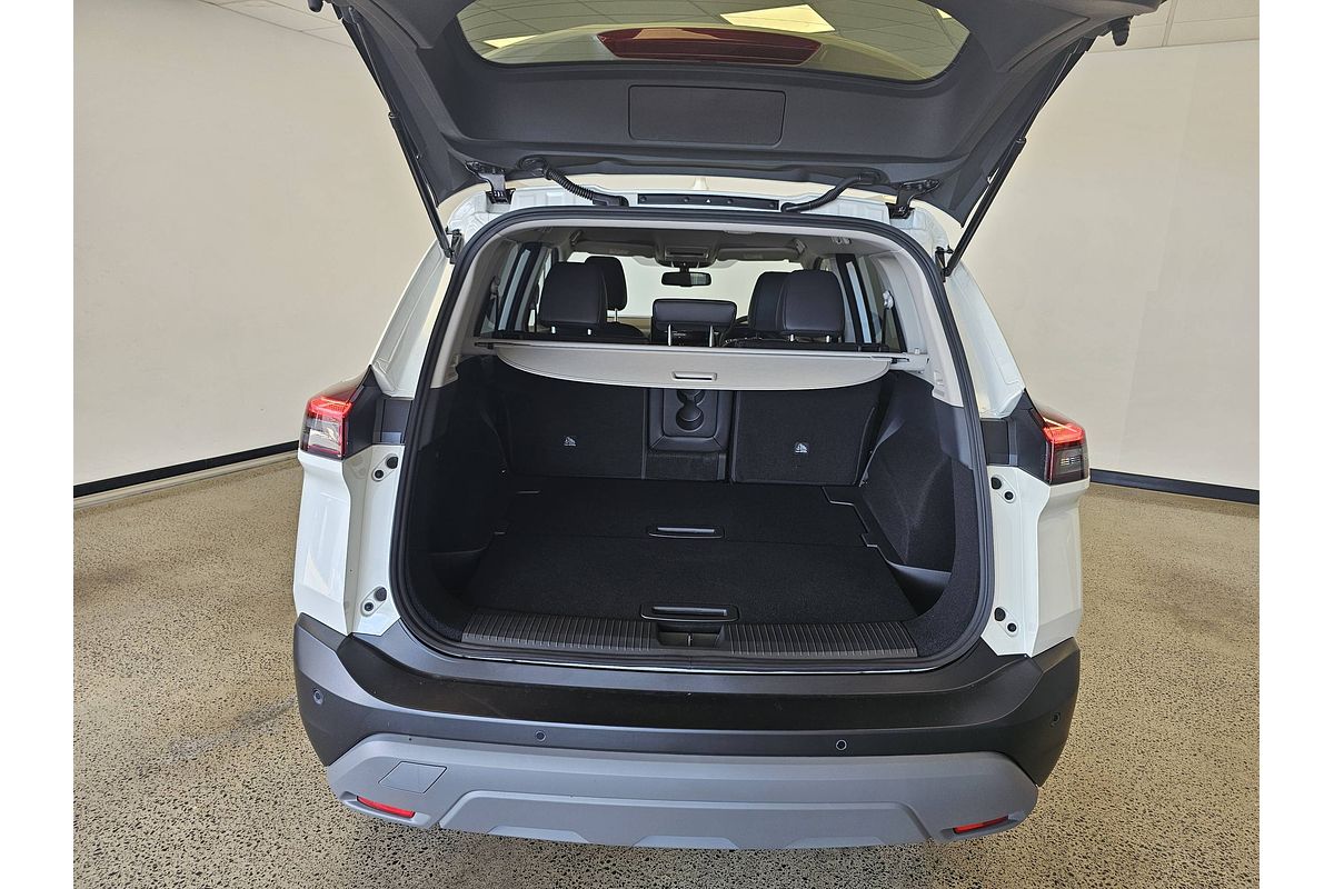 2024 Nissan X-TRAIL ST-L T33