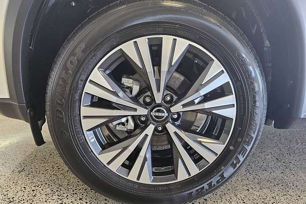 2024 Nissan X-TRAIL ST-L T33