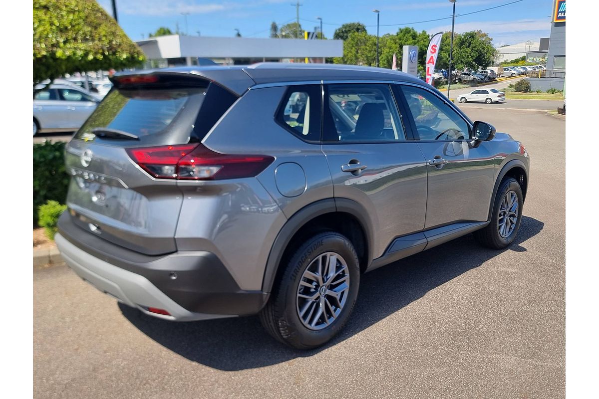 2024 Nissan X-TRAIL ST T33