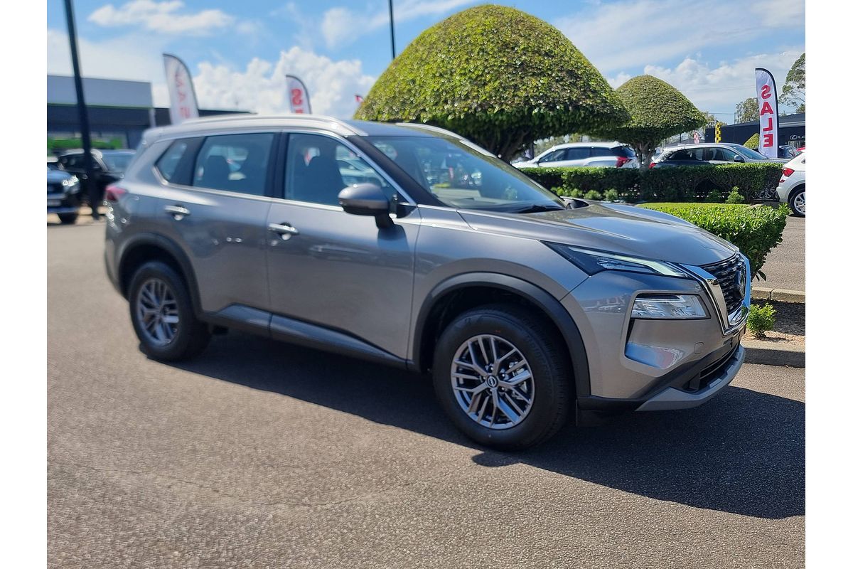 2024 Nissan X-TRAIL ST T33