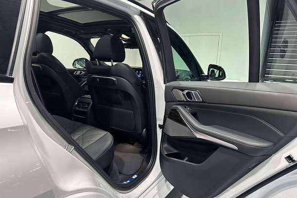 2025 BMW X5 xDrive30d M Sport G05 LCI