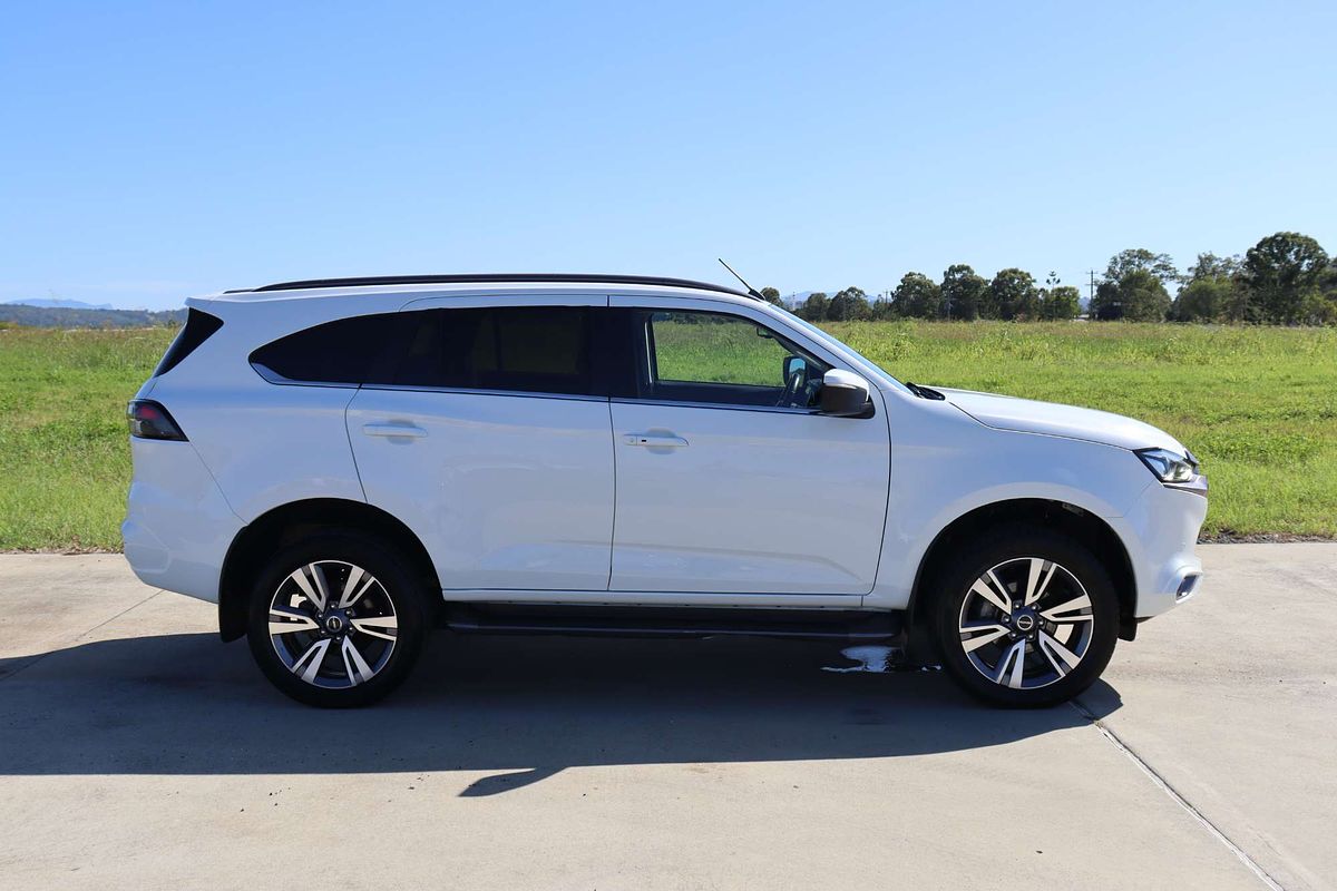 2022 Isuzu MU-X LS-T