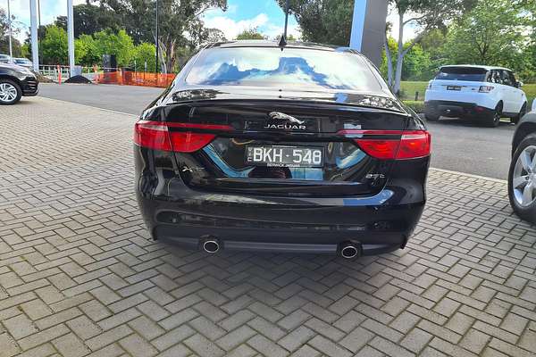 2020 Jaguar XF 25t Chequered Flag X260