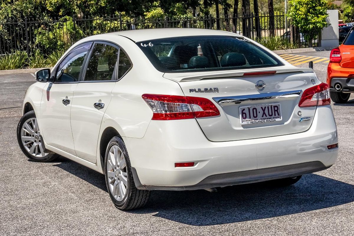 2012 Nissan Pulsar Ti B17
