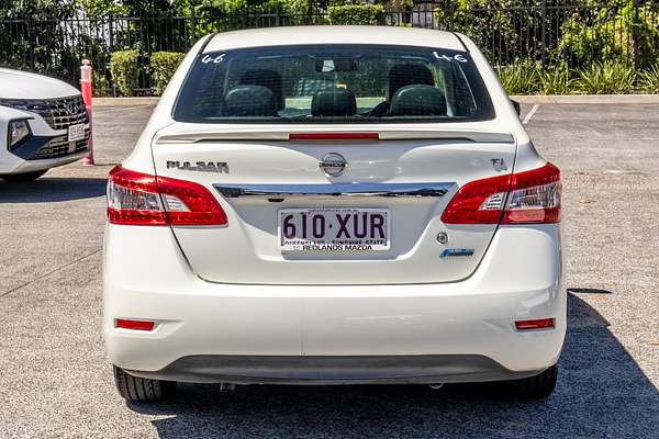 2012 Nissan Pulsar Ti B17