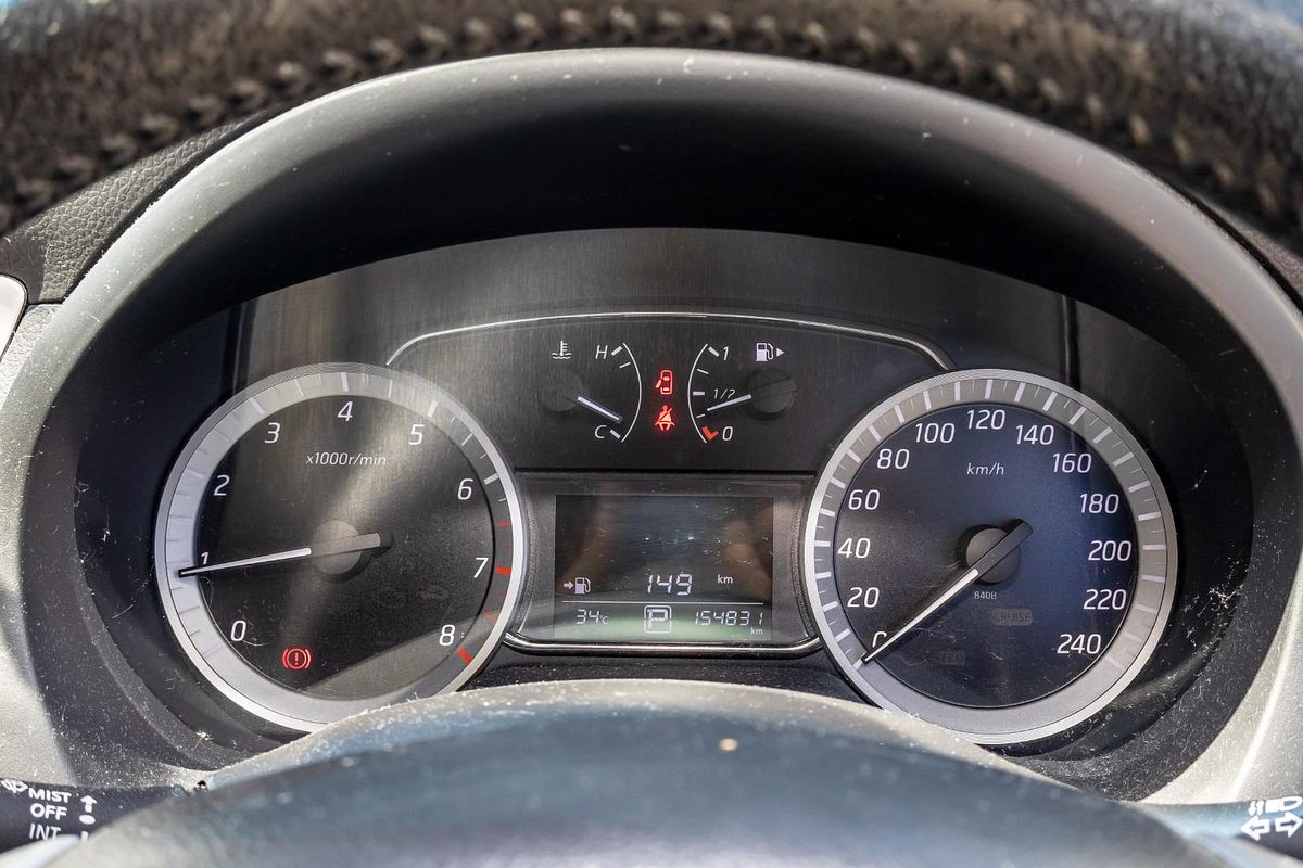 2012 Nissan Pulsar Ti B17