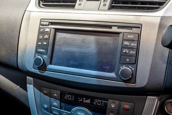 2012 Nissan Pulsar Ti B17