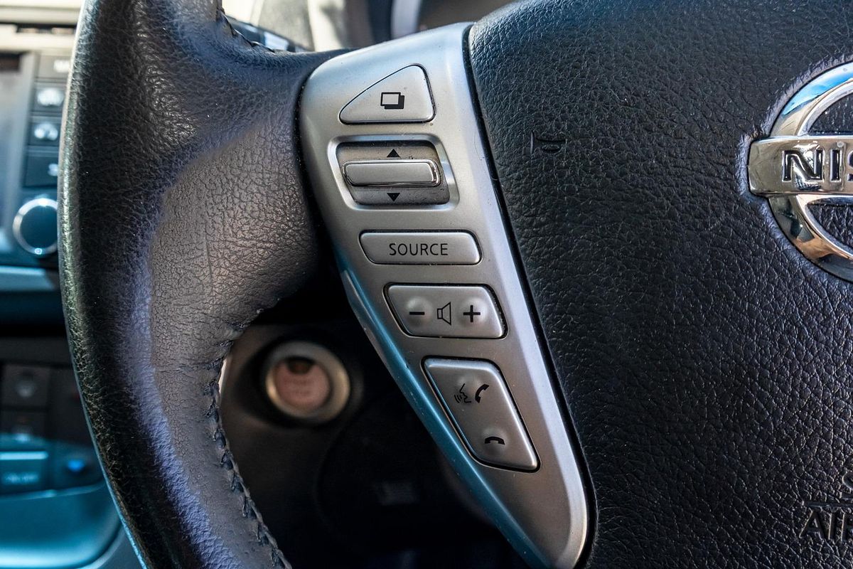 2012 Nissan Pulsar Ti B17