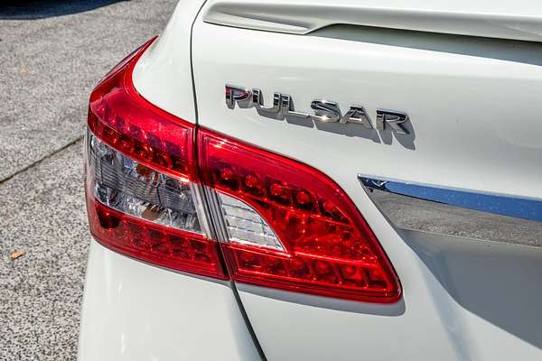 2012 Nissan Pulsar Ti B17