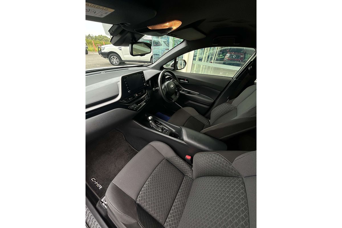 2023 Toyota C-HR GXL NGX10R