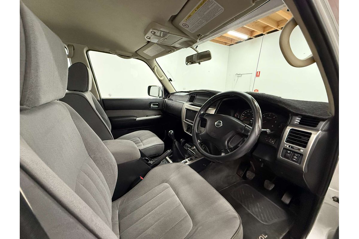 2006 Nissan Patrol ST GU IV