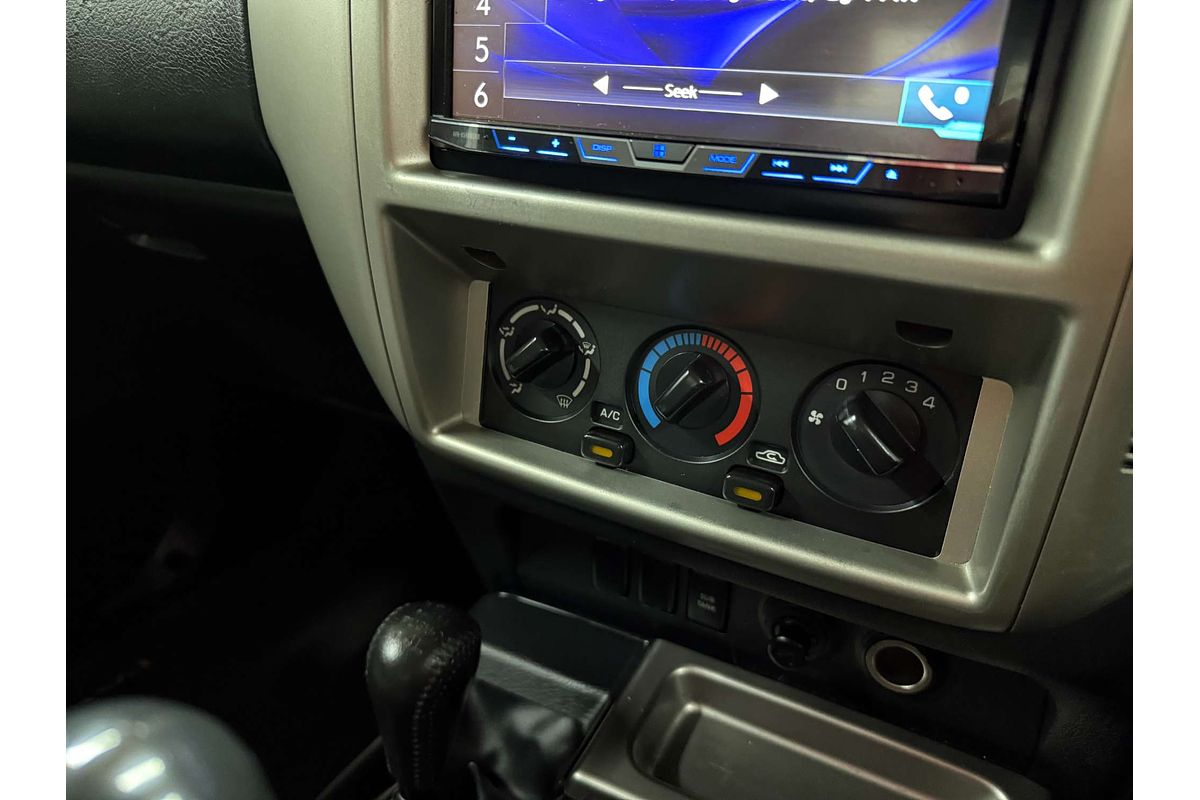 2006 Nissan Patrol ST GU IV