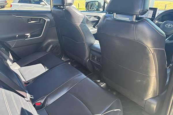 2020 Toyota RAV4 Cruiser AXAH52R