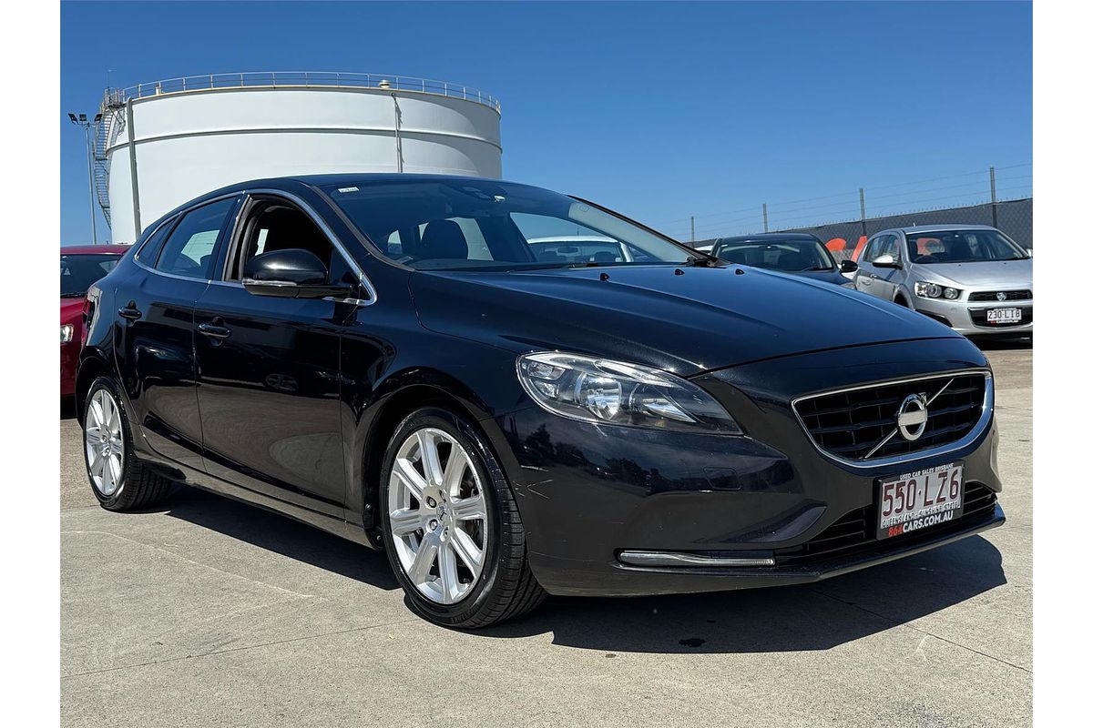 2014 Volvo V40 D2 KINETIC M MY14