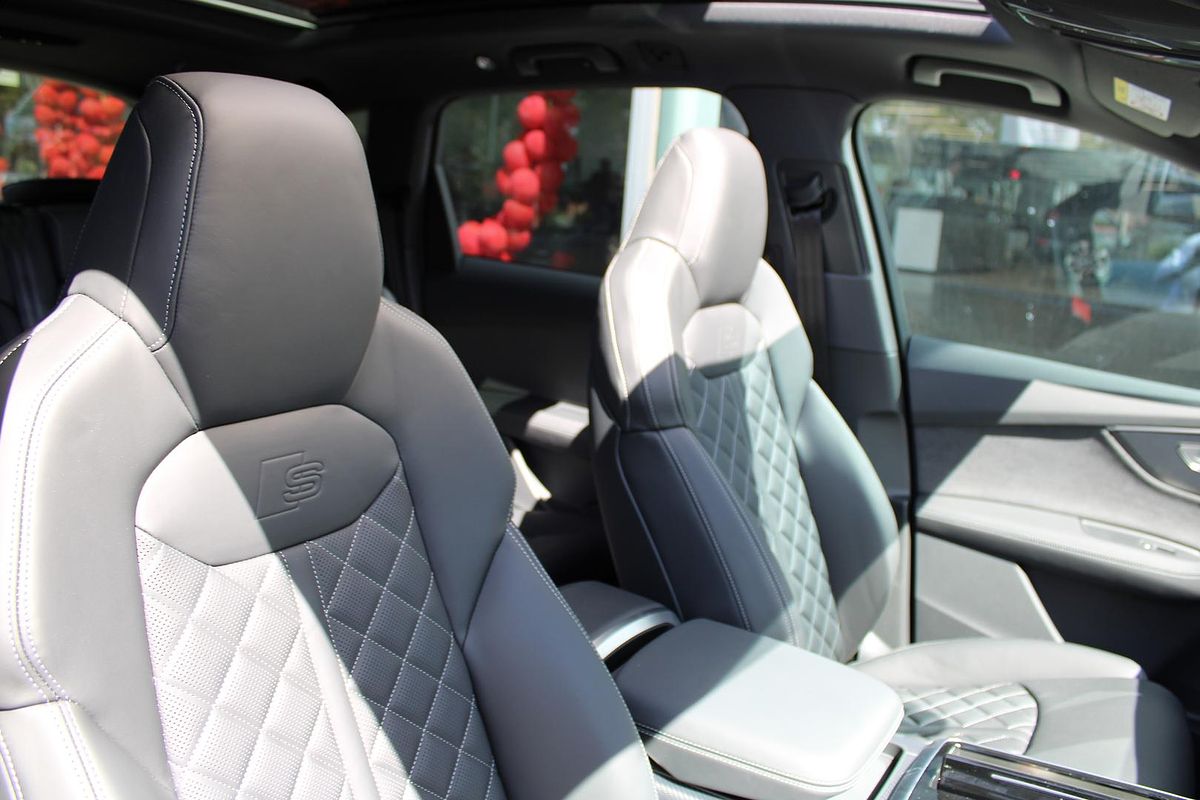 2024 Audi SQ7 TFSI 4M