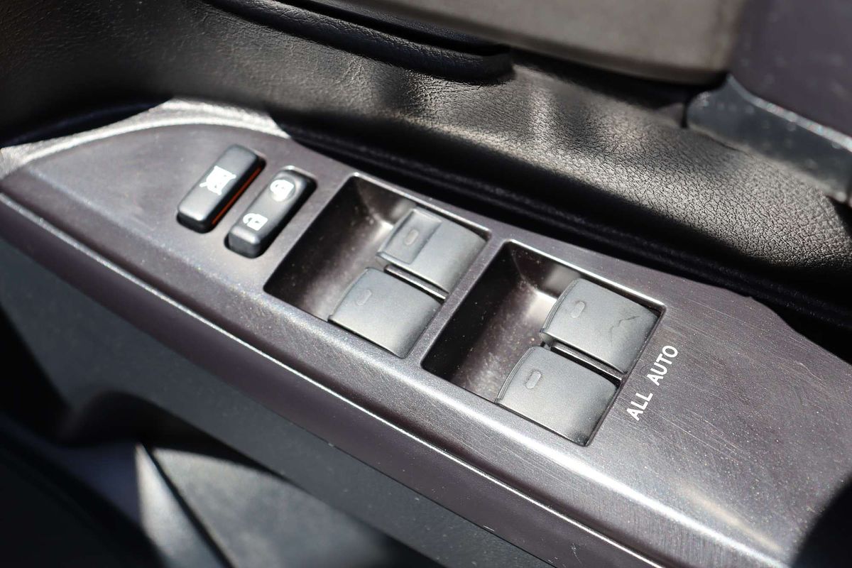 2019 Toyota Landcruiser GXL VDJ200R