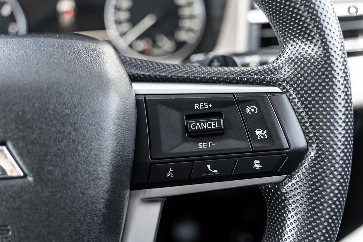 2023 Mitsubishi Outlander ES ZM
