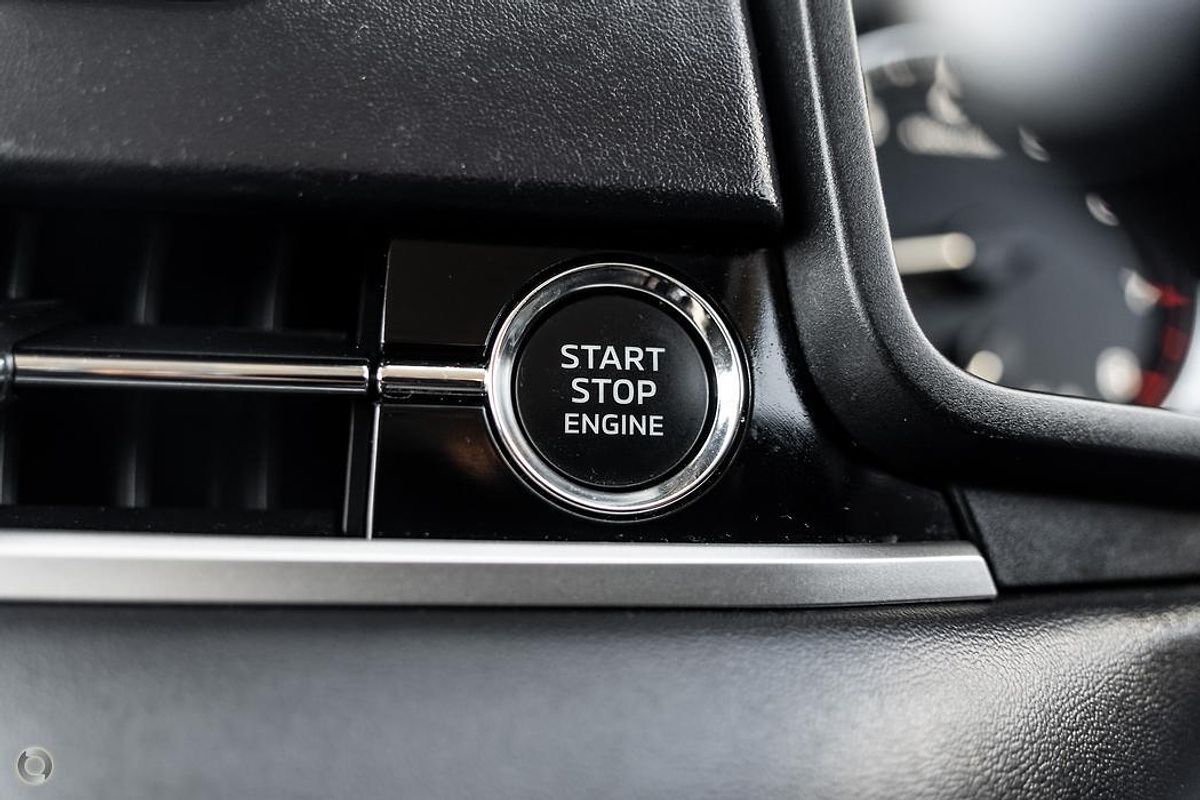 2023 Mitsubishi Outlander ES ZM