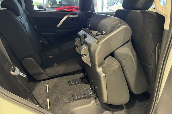 2024 Mitsubishi Pajero Sport GLS QG